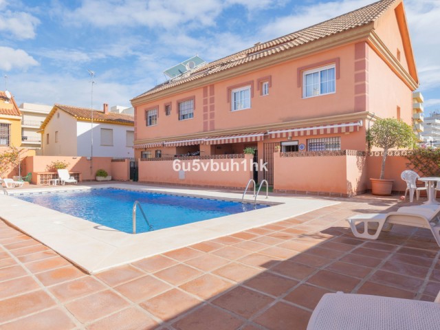 4 Soveroms Villa i Fuengirola