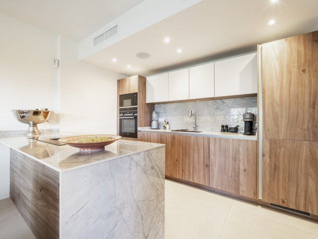 3 Schlafzimmer Apartment in Nueva Andalucía