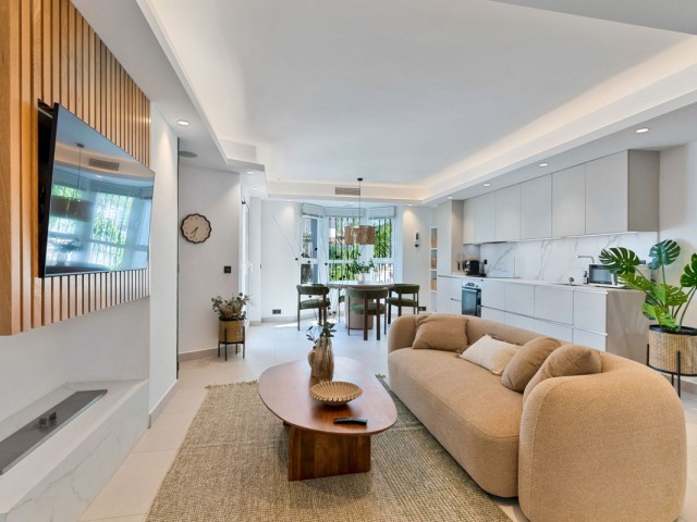 3 Bedrooms Apartment in Nueva Andalucía