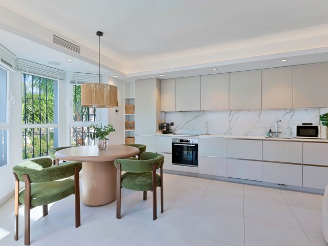 3 Bedrooms Apartment in Nueva Andalucía