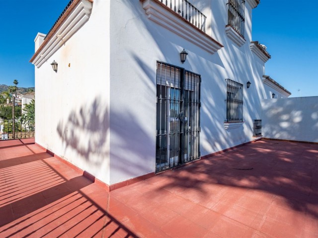 7 Bedrooms Villa in Benalmadena