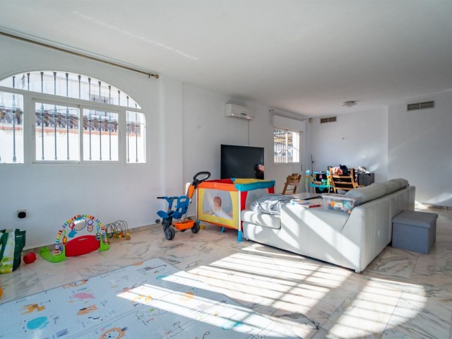 7 Bedrooms Villa in Benalmadena