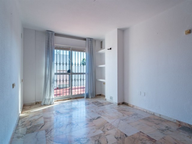 7 Bedrooms Villa in Benalmadena