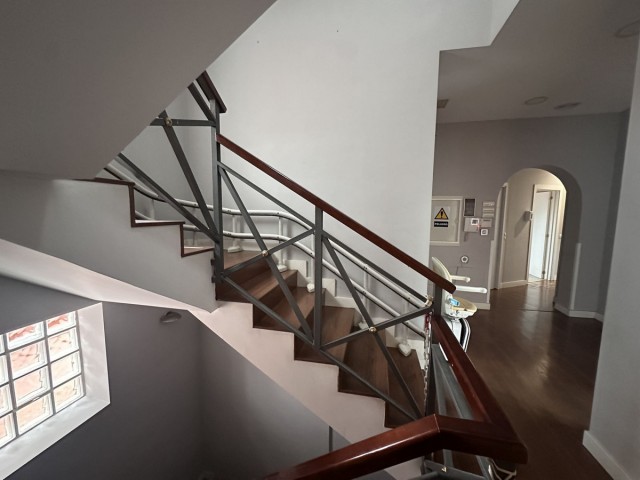 18 Bedrooms Villa in Benalmadena