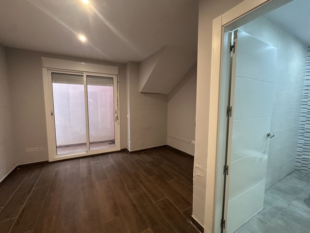 18 Bedrooms Villa in Benalmadena