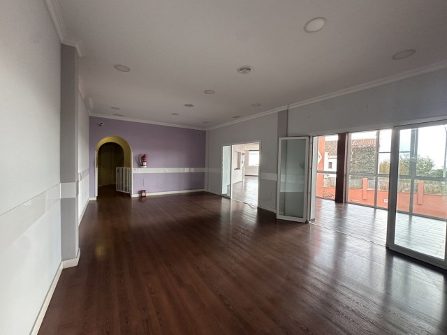 18 Bedrooms Villa in Benalmadena