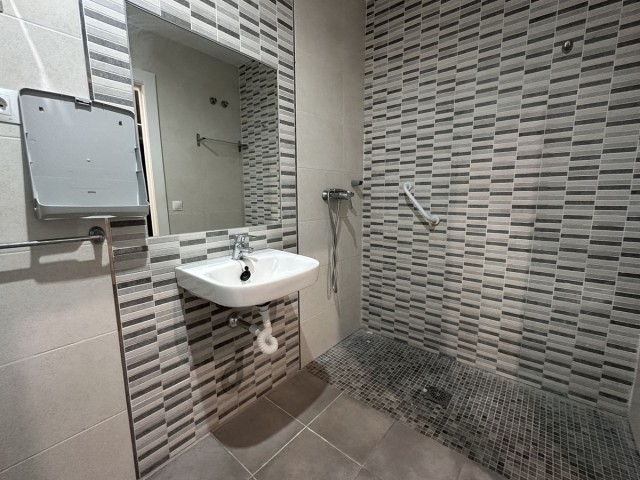 18 Bedrooms Villa in Benalmadena