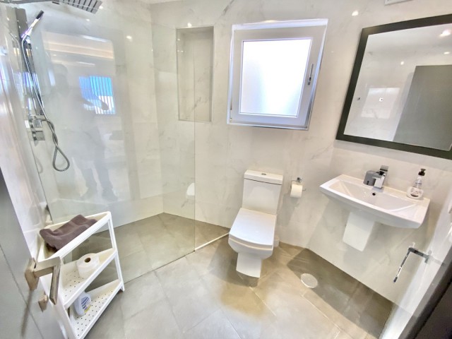 Villa avec 6 Chambres  à Benalmadena Pueblo