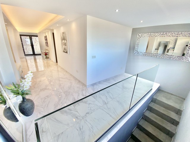 6 Schlafzimmer Villa in Benalmadena Pueblo