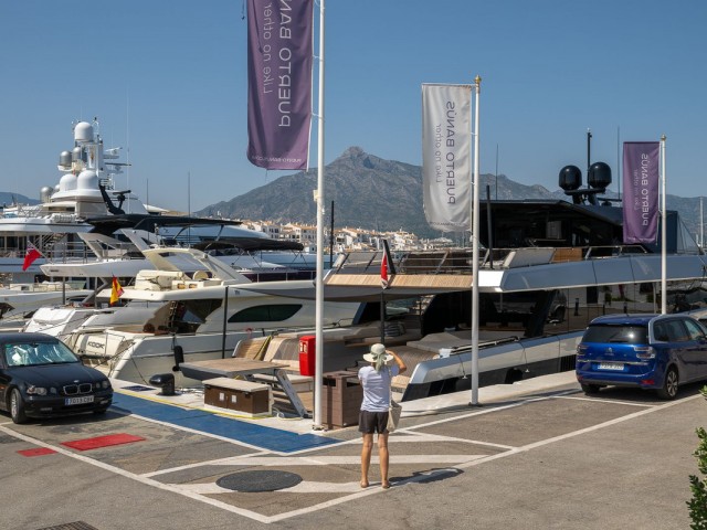 3 Bedrooms Apartment in Puerto Banús