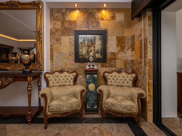 3 Bedrooms Apartment in Puerto Banús