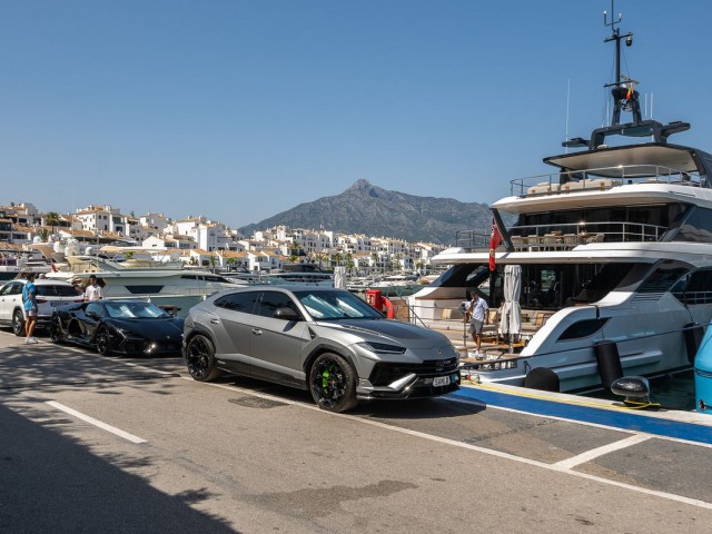 3 Bedrooms Apartment in Puerto Banús