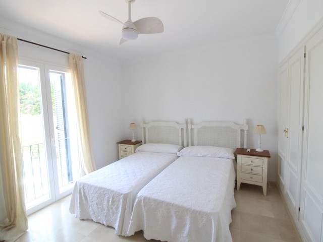 3 Bedrooms Townhouse in Benahavís