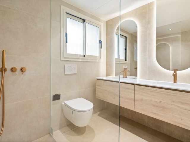 3 Bedrooms Apartment in Nueva Andalucía