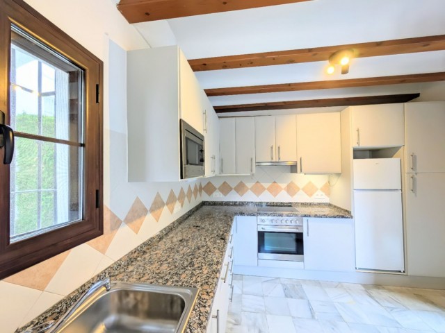 Maison mitoyenne avec 3 Chambres  à Nagüeles