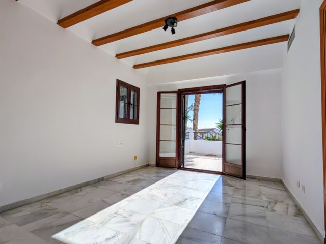 3 Makuuhuoneen Huvila Nagüeles