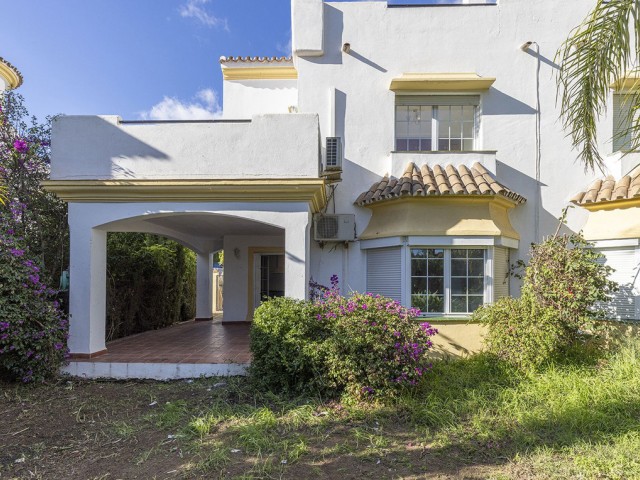Townhouse Elviria - R5237515