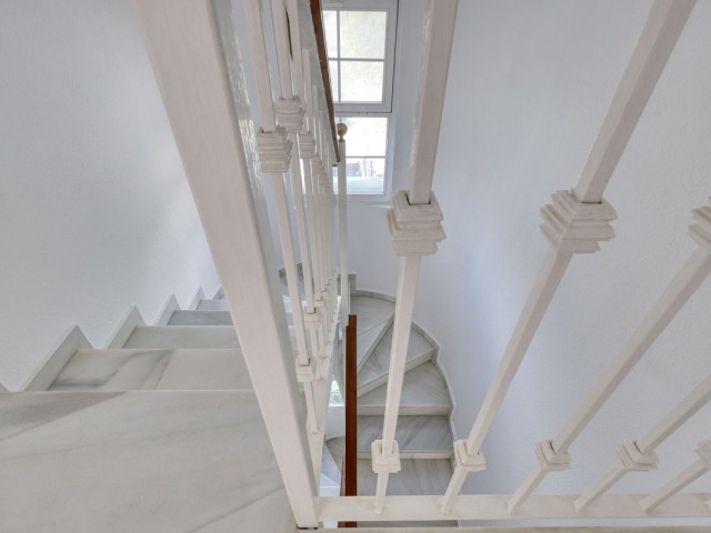 3 Bedrooms Townhouse in Elviria