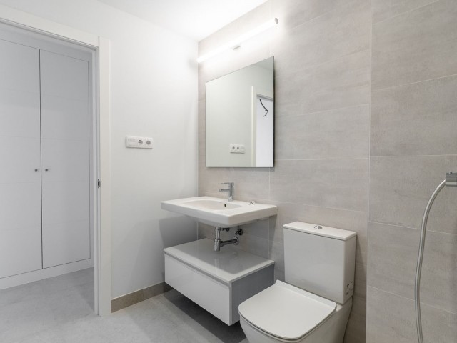 Appartement avec 2 Chambres  à Estepona