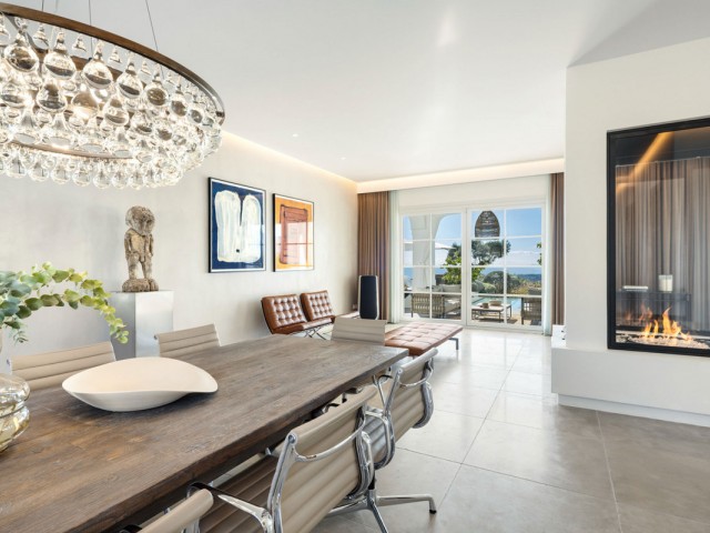 7 Bedrooms Villa in Benahavís