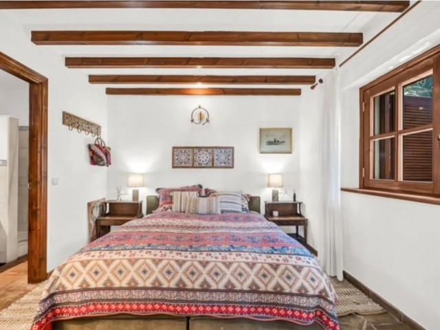 Villa avec 7 Chambres  à Elviria
