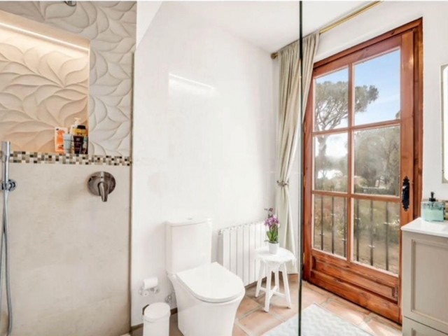 Villa avec 7 Chambres  à Elviria