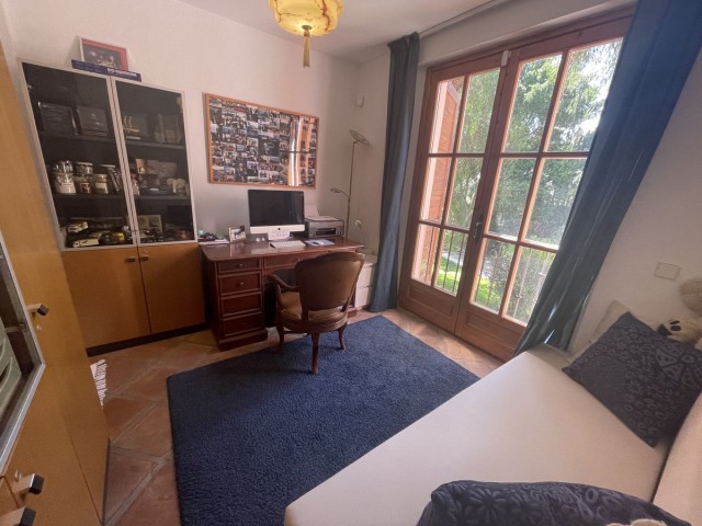 7 Schlafzimmer Villa in Elviria