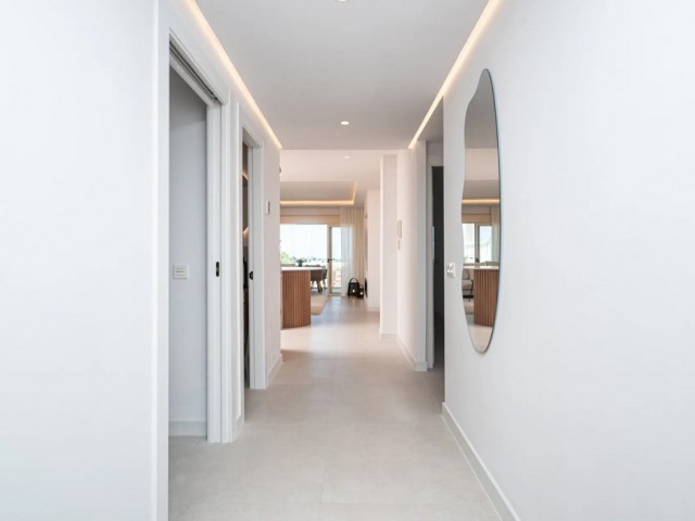 3 Bedrooms Apartment in Nueva Andalucía