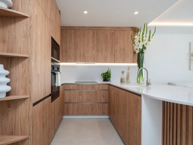 3 Bedrooms Apartment in Nueva Andalucía