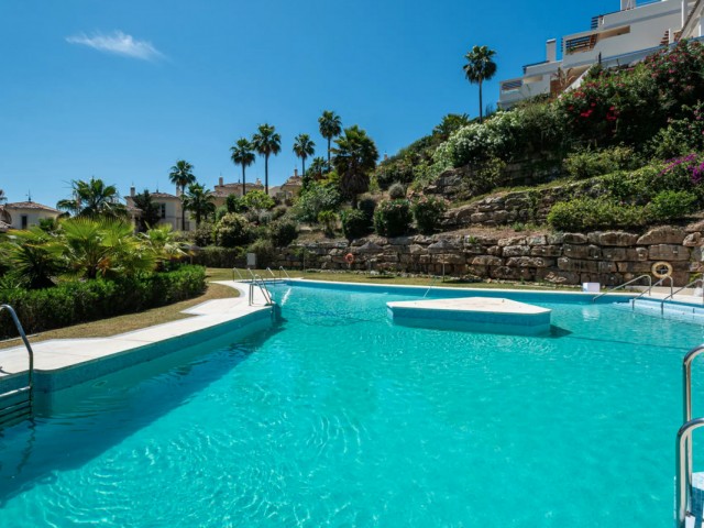 3 Bedrooms Apartment in Nueva Andalucía