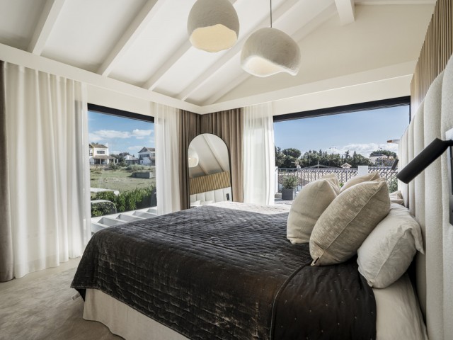 5 Bedrooms Villa in San Pedro de Alcántara