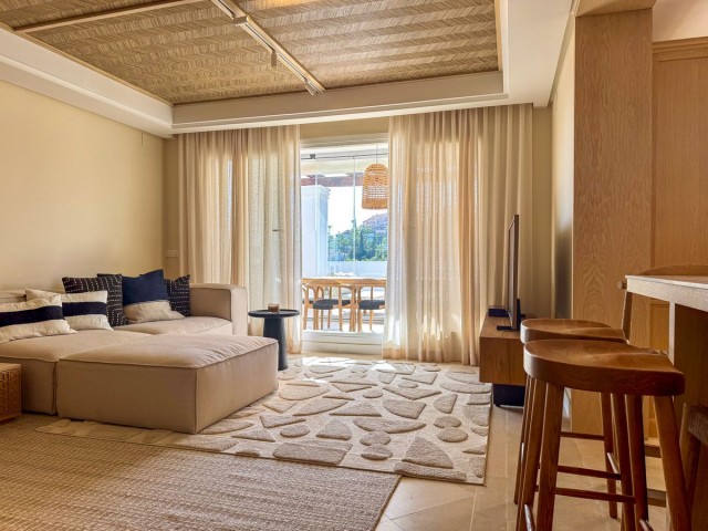 3 Bedrooms Apartment in Nueva Andalucía