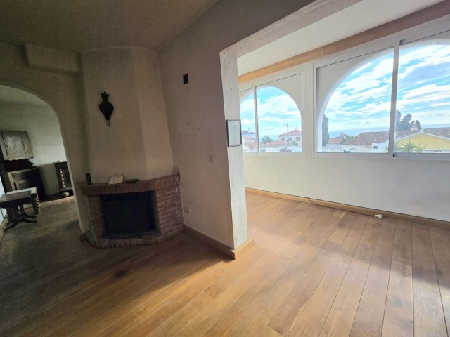 5 Bedrooms Villa in Fuengirola