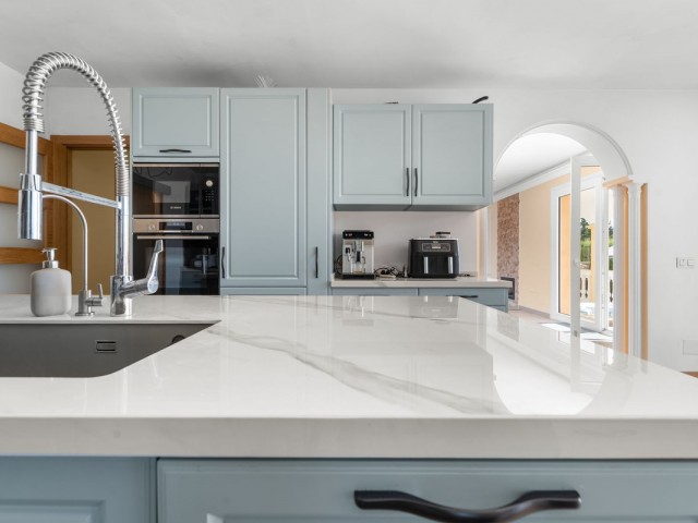 4 Bedrooms Villa in Benalmadena