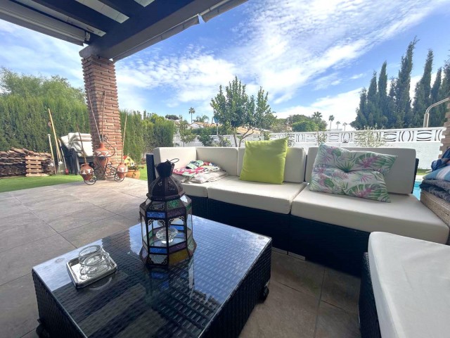 4 Schlafzimmer Villa in Calahonda