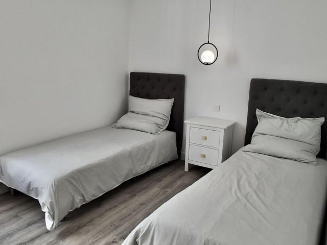 5 Bedrooms Apartment in Benahavís