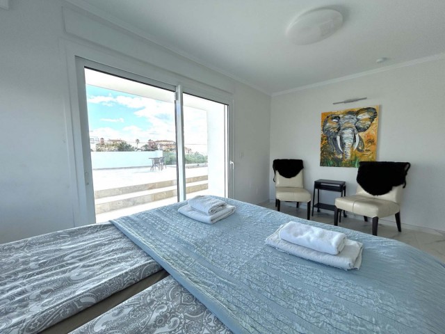 7 Soveroms Villa i Mijas Costa