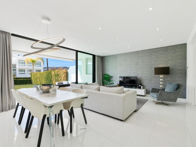 3 Bedrooms Apartment in Estepona