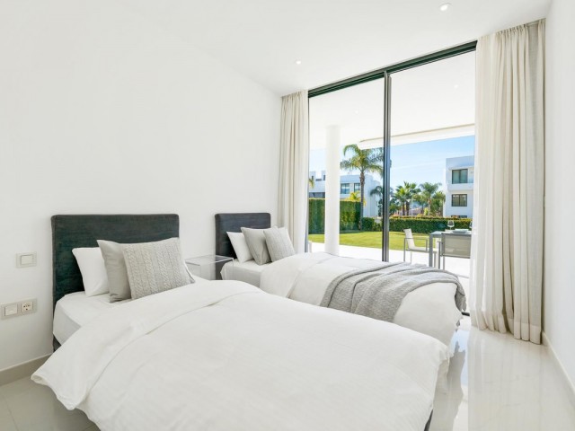 3 Bedrooms Apartment in Estepona