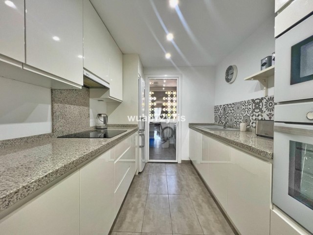 3 Makuuhuoneen Huoneisto Costalita