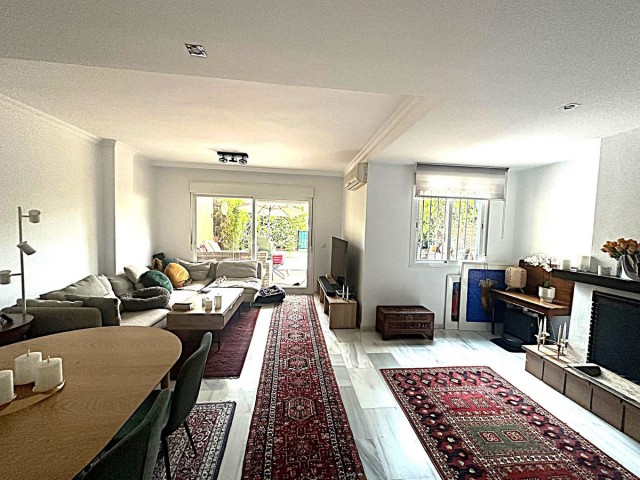 3 Schlafzimmer Reihenhaus in Puerto Banús