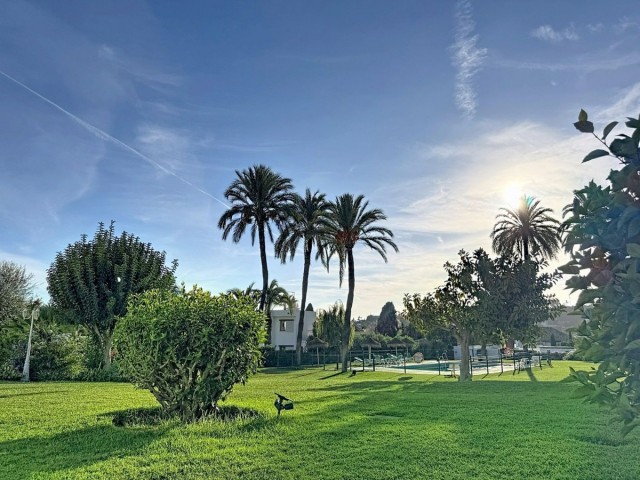 4 Bedrooms Townhouse in Nueva Andalucía