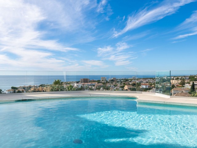 Villa avec 5 Chambres  à Riviera del Sol