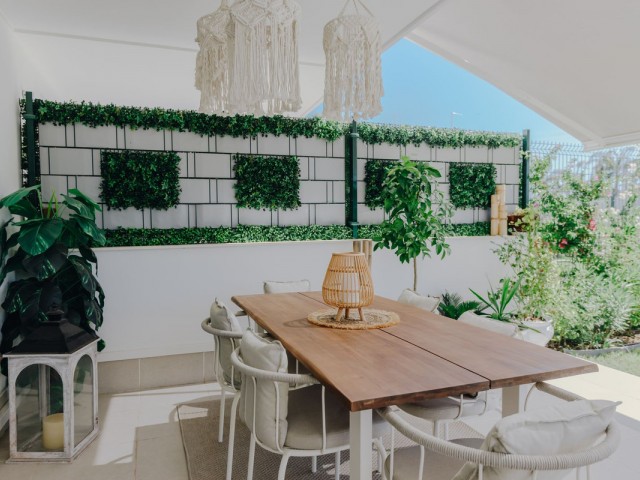 2 Bedrooms Apartment in Estepona