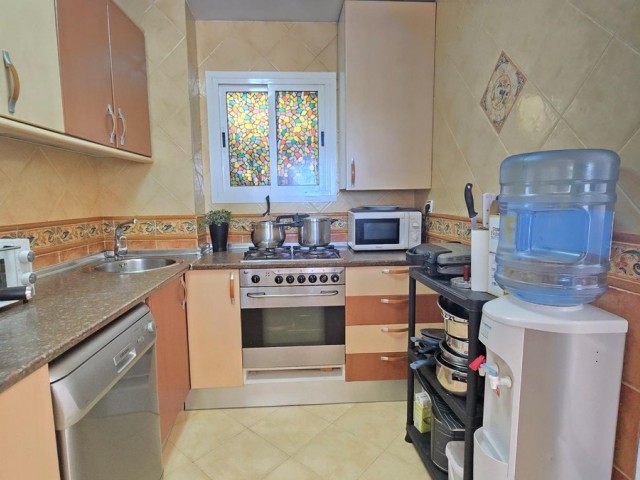 Maison mitoyenne avec 3 Chambres  à Benalmadena