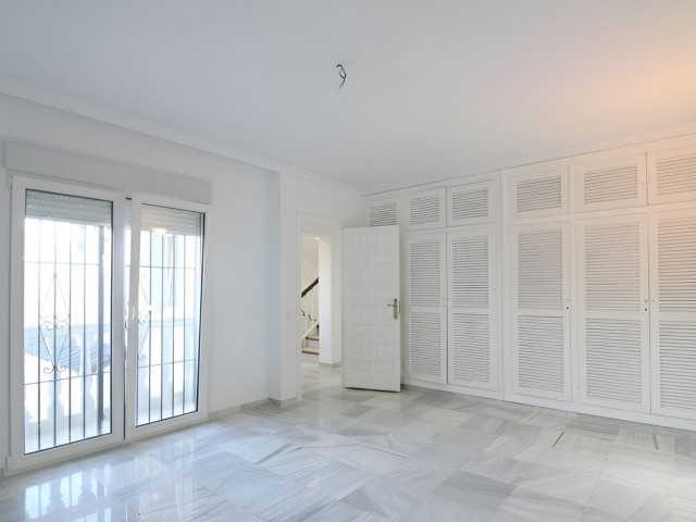 6 Bedrooms Villa in Mijas Costa