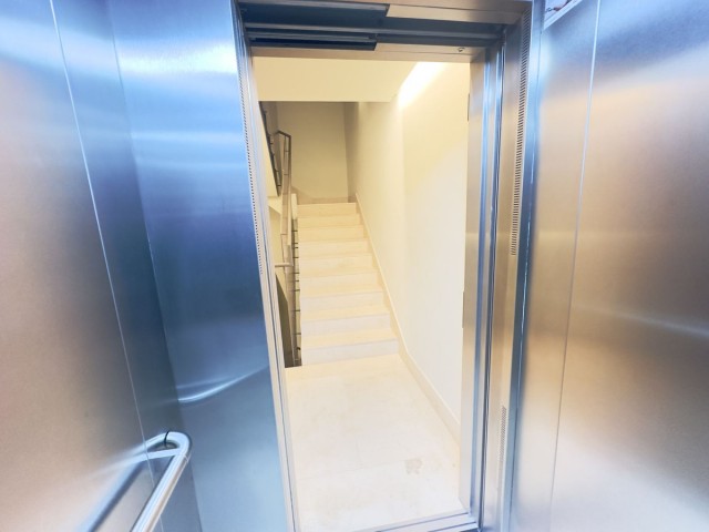 3 Bedrooms Apartment in Estepona