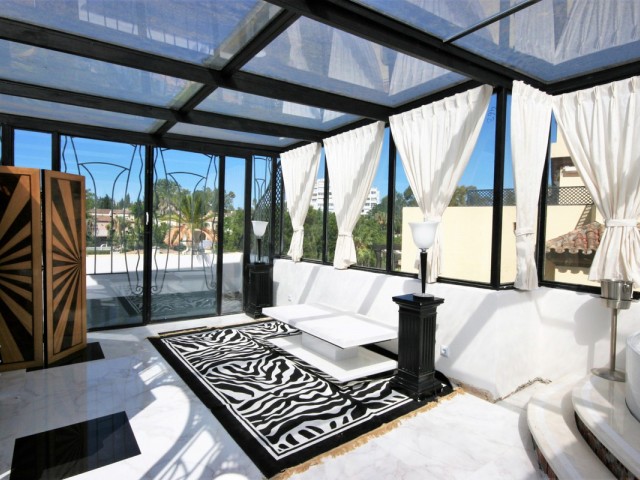Penthouse in Guadalmina Alta