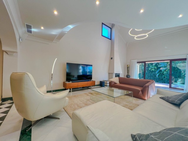 5 Slaapkamer Villa in Los Flamingos