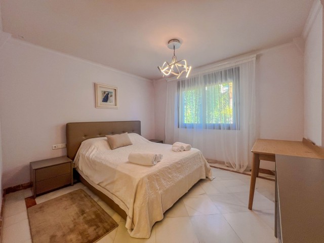 5 Slaapkamer Villa in Los Flamingos